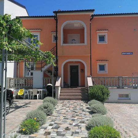 Apartmani Bulajic Krk Town Kültér fotó