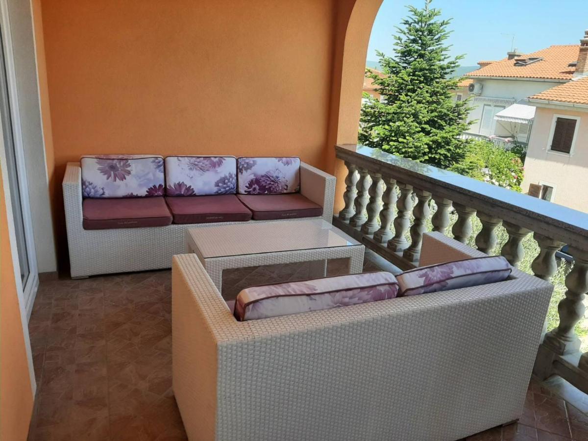 Apartmani Bulajic Krk Town Kültér fotó