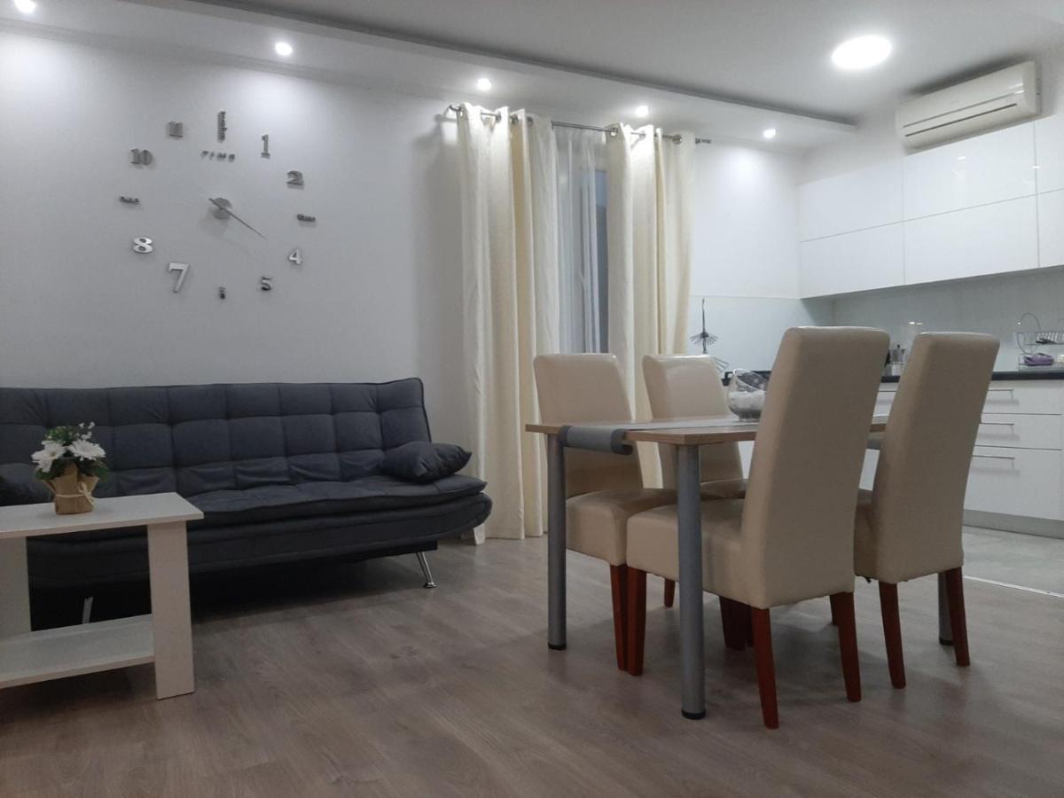 Apartmani Bulajic Krk Town Kültér fotó