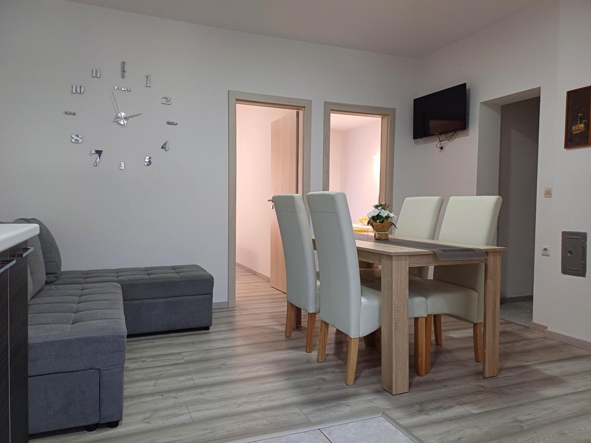 Apartmani Bulajic Krk Town Kültér fotó